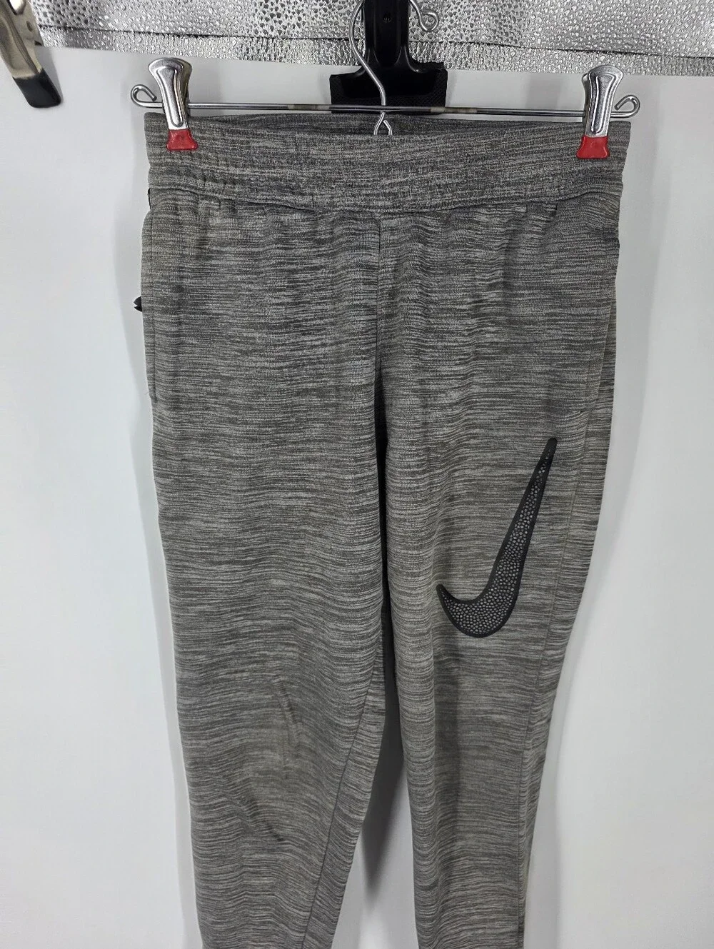 Nike Dri-Fit Boys Medium Gray Heathered Joggers Textured Swoosh